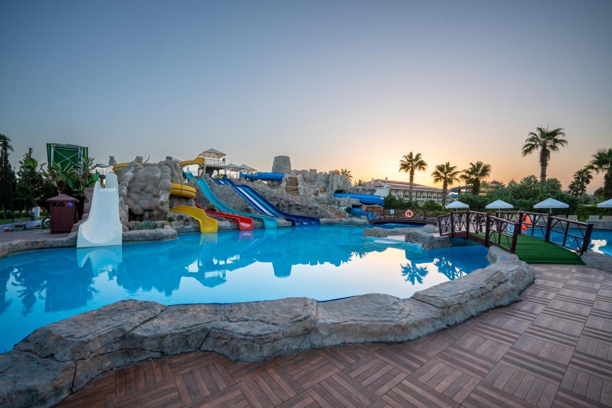 קיזילאג' Selectum Family Resort Side מראה חיצוני תמונה